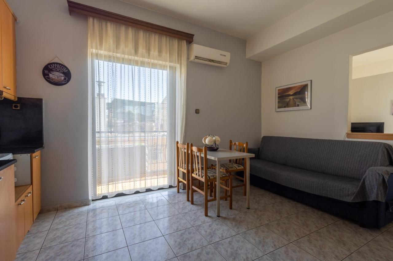 لاريسا Special Apartment La المظهر الخارجي الصورة